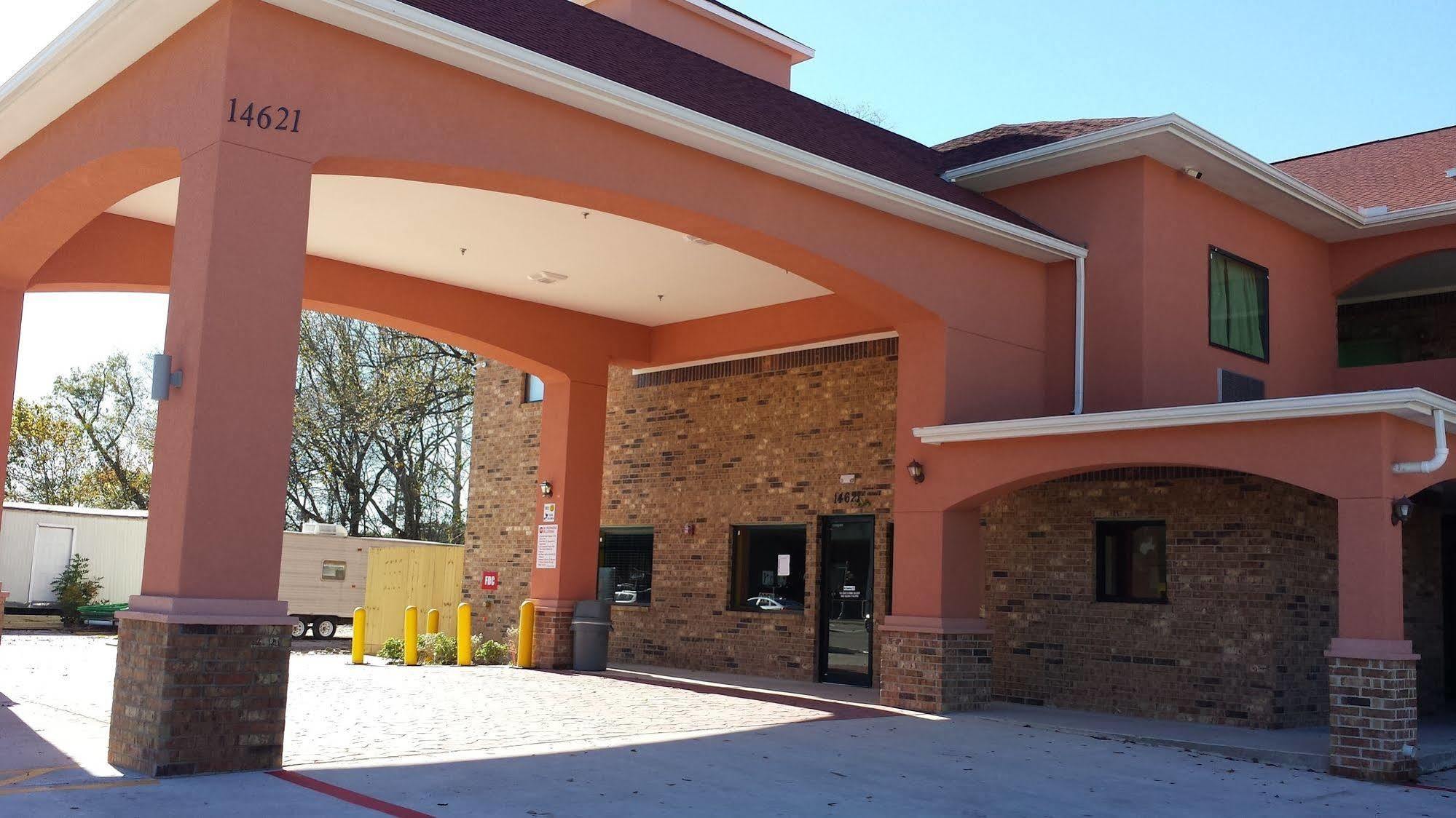 Classic Inn & Suites Хъмбъл Екстериор снимка