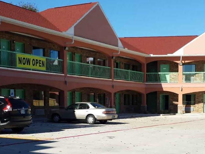 Classic Inn & Suites Хъмбъл Екстериор снимка